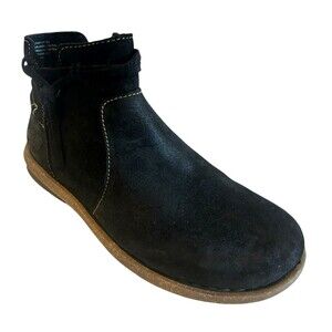 BORN Wynter  Black Suede Distressed Ankle Bootie Side Zip Women Size 8.5